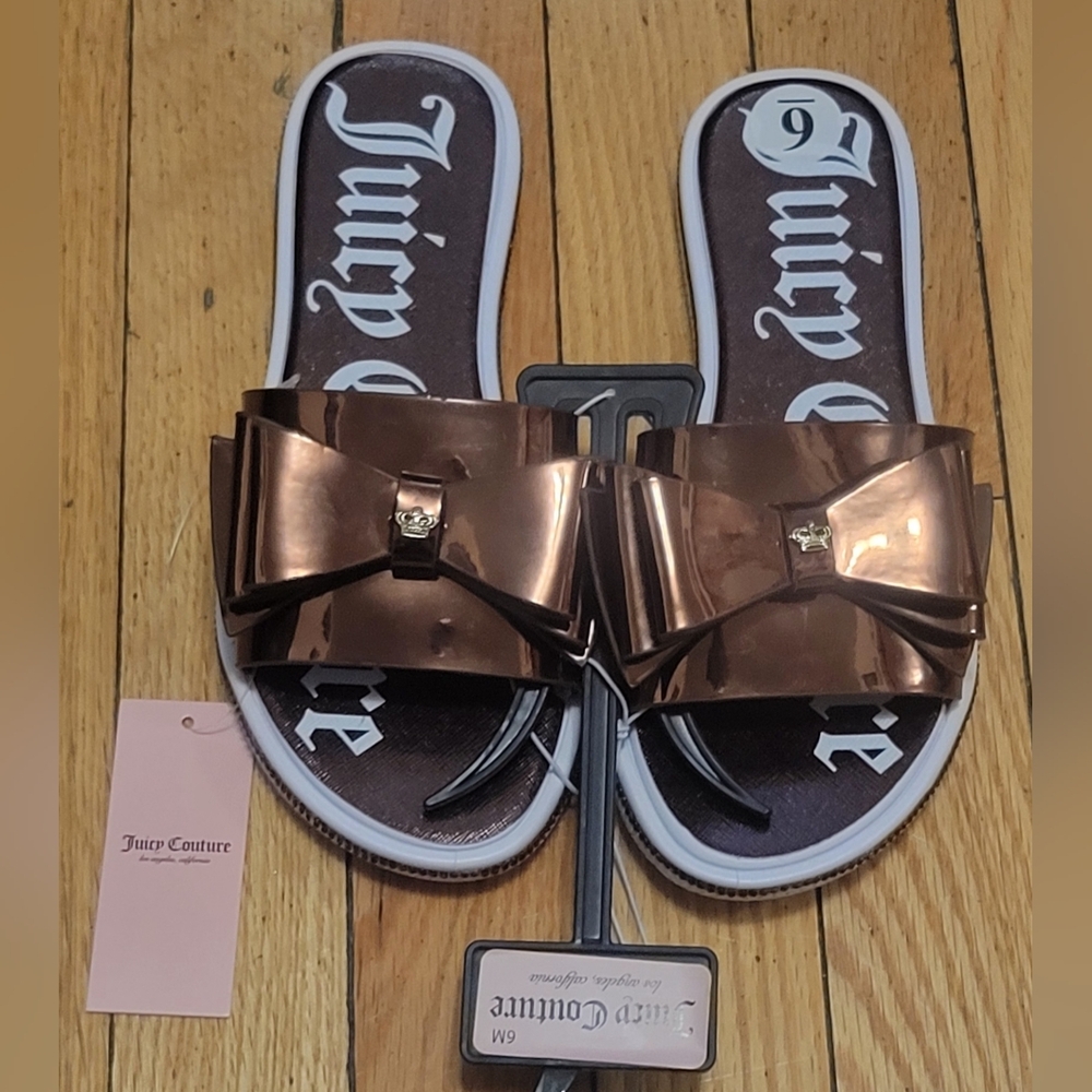 Juicy Couture Metallic Bow Slides